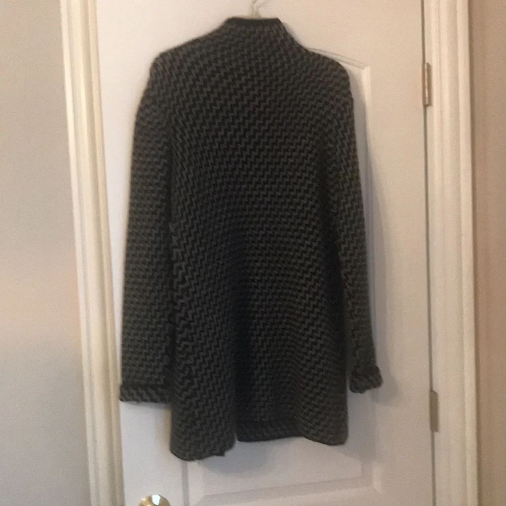 Jacket - Picture 3 of 5